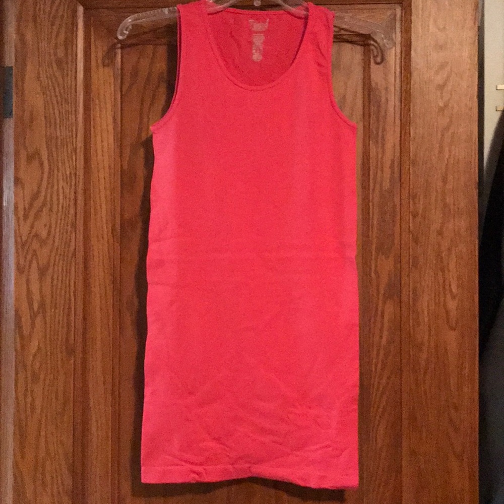 Extra long stretchy tank top